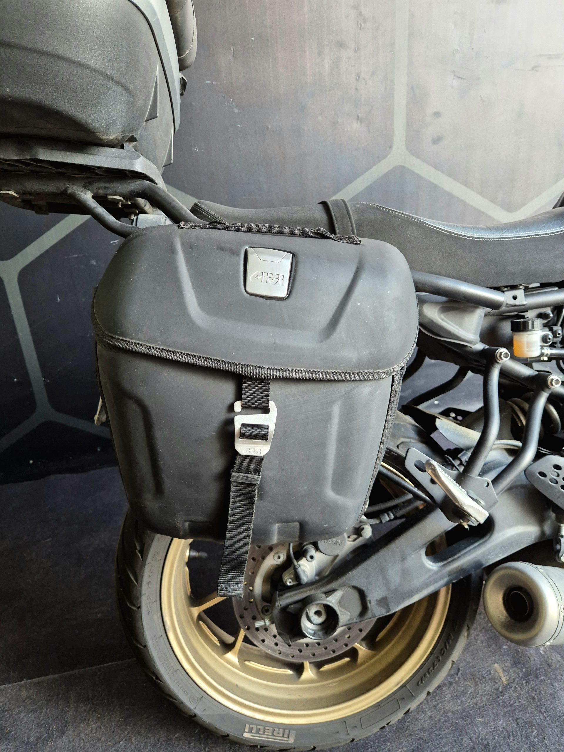 Yamaha XSR 700 2023 18500km - immagine 9