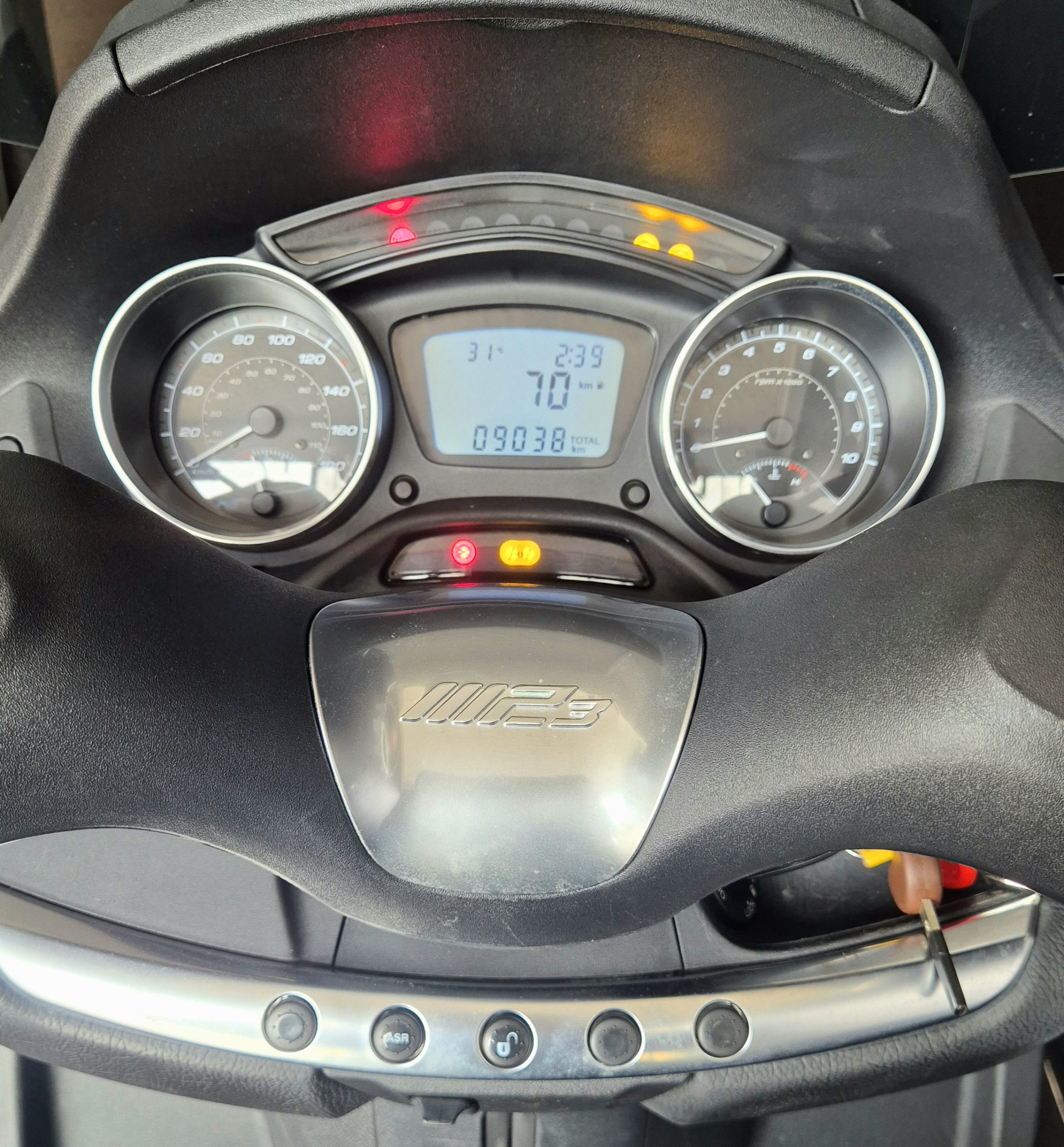 Piaggio Mp3 300 ie Business LT 2019 9.038 km - immagine 5