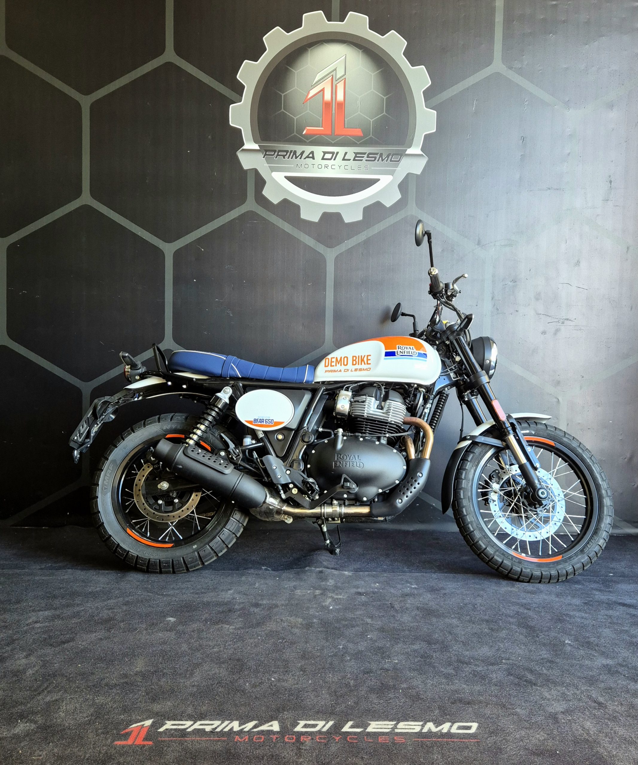 Royal Enfield Bear 650 2026 400km