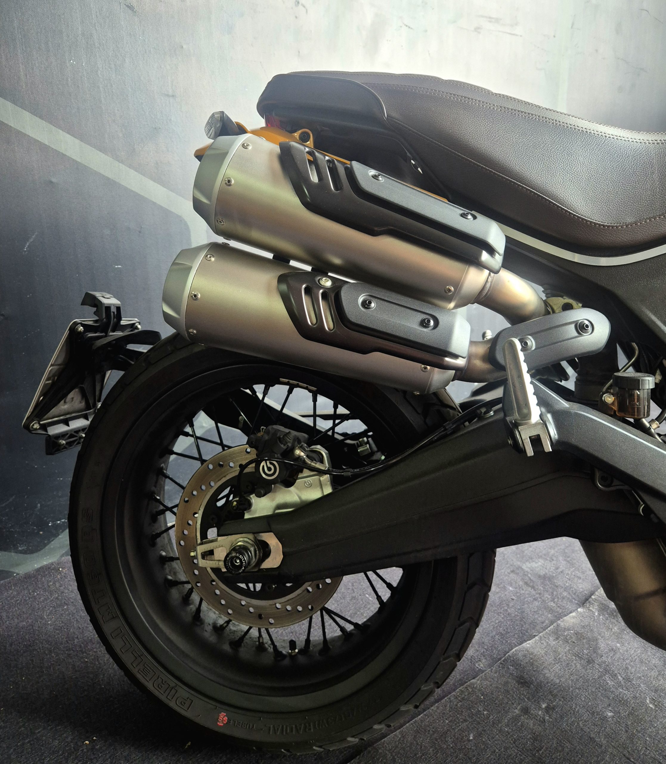Ducati Scrambler 1100 Tribute Pro 2023 6042 km - immagine 7